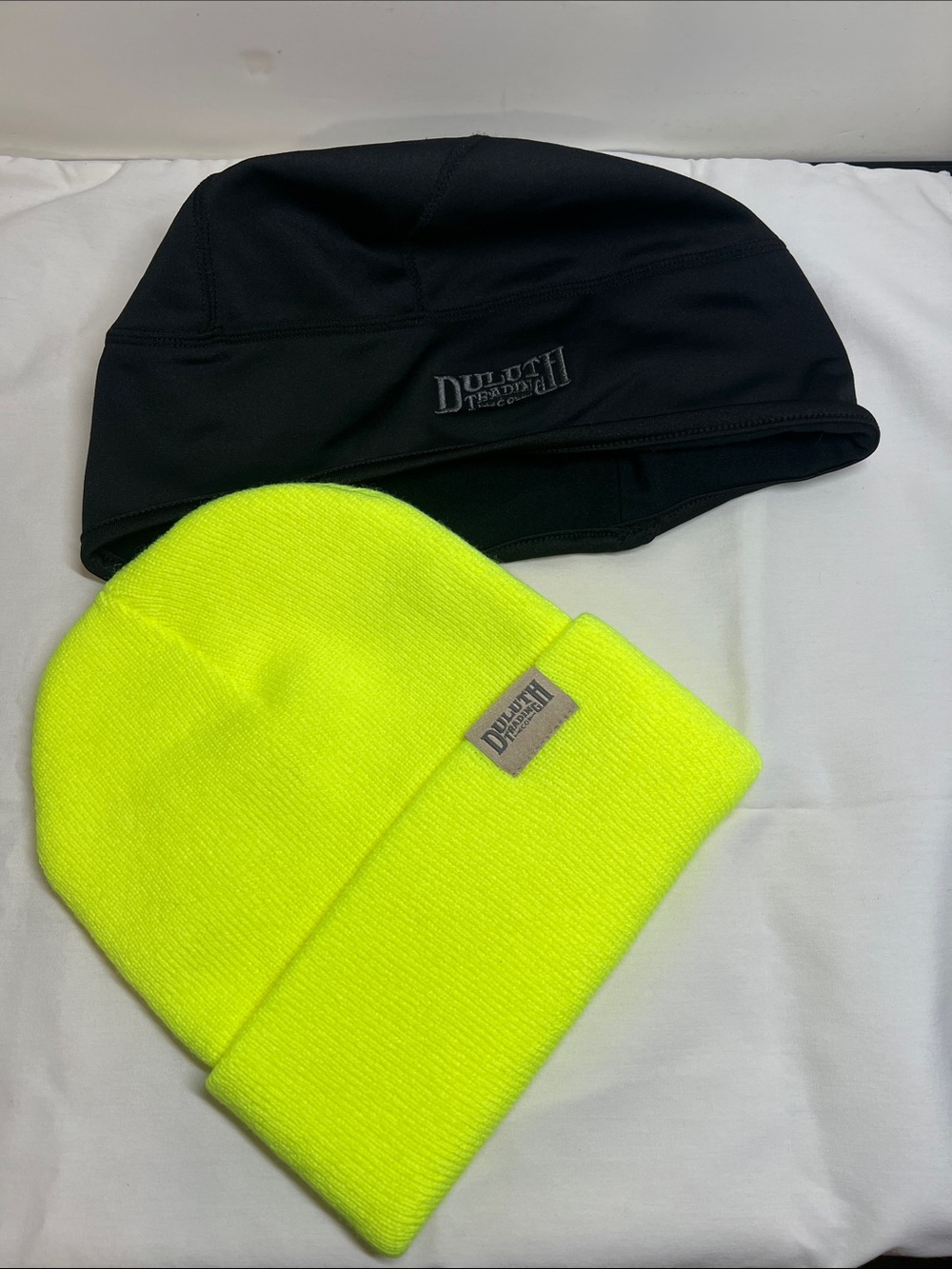 Duluth Trading Co Neon Yellow and Black Winter Hat Set